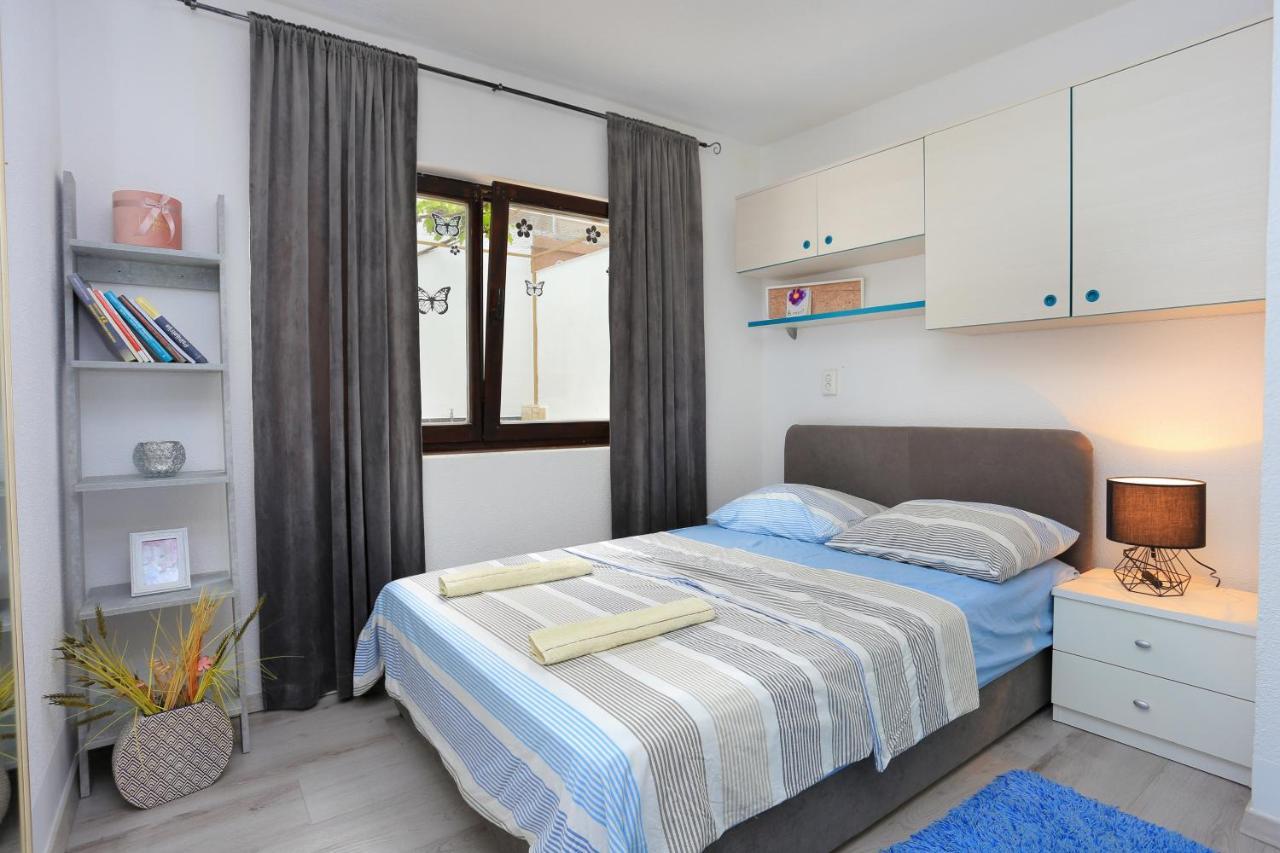 Apartments With A Parking Space Mastrinka, Ciovo - 4324 Τρογκίρ Εξωτερικό φωτογραφία